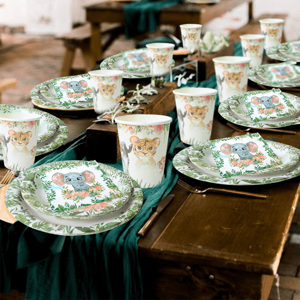 Baby Wild Animals Safari Paper Plates Large (8 Plates), Baby Wild Animals Safari Paper Plates Large (8 Plates)