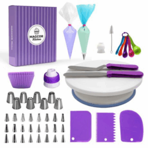 60 Piece Cake Decorating Set
